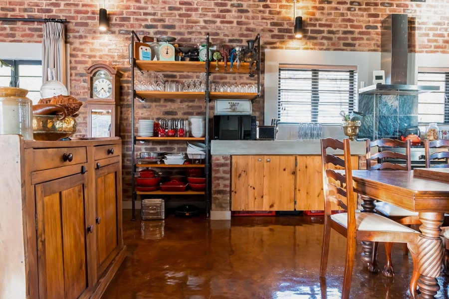 8 Bedroom Property for Sale in Potchefstroom Rural North West